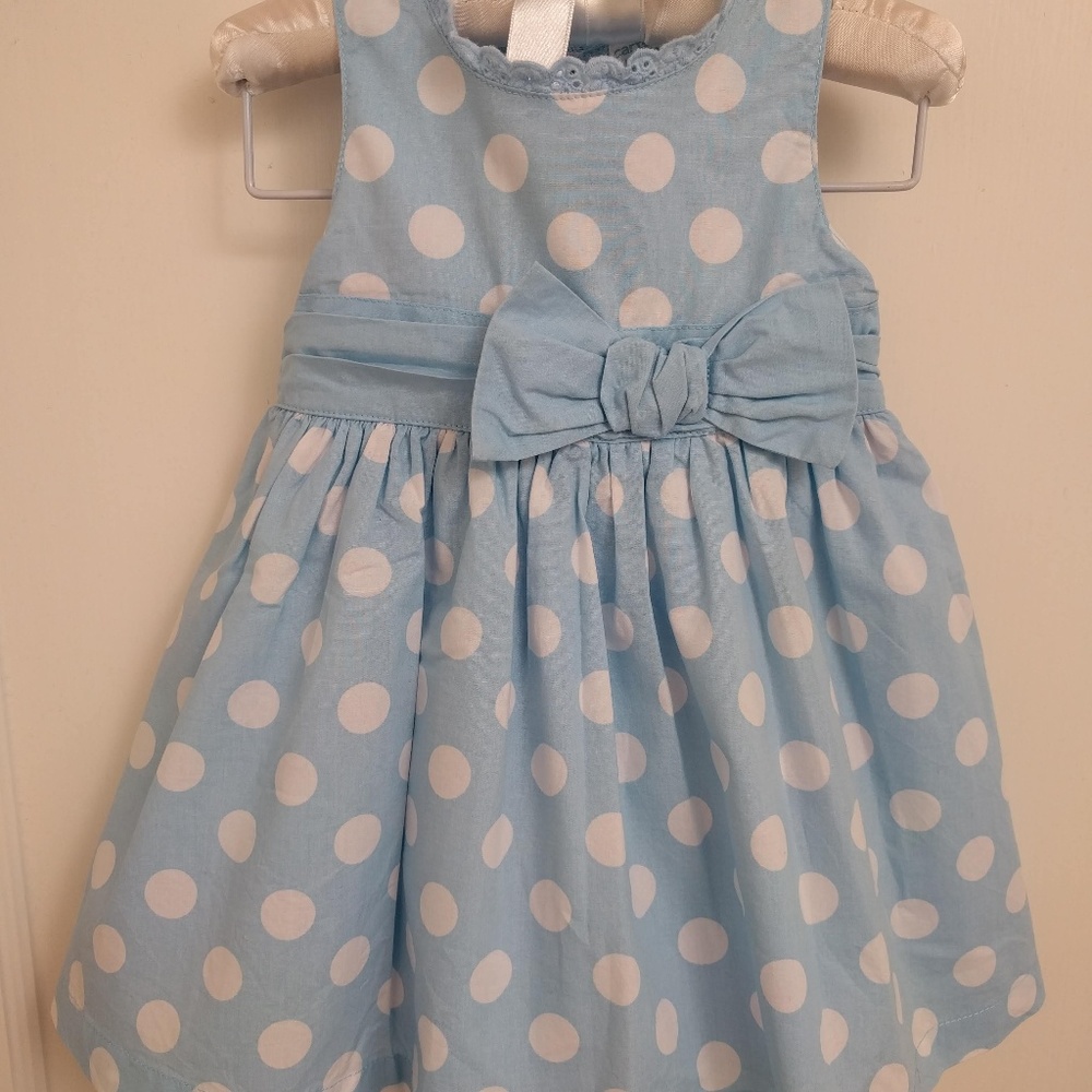 Carter's baby dress size 6M